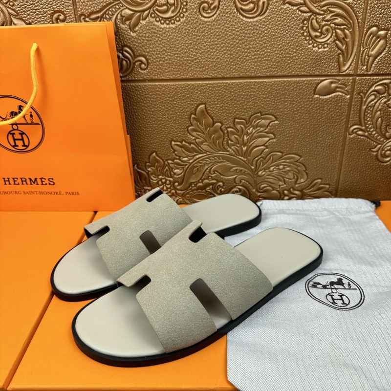 H**mes slippers